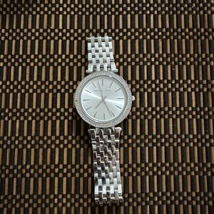 Michael kors silver watch